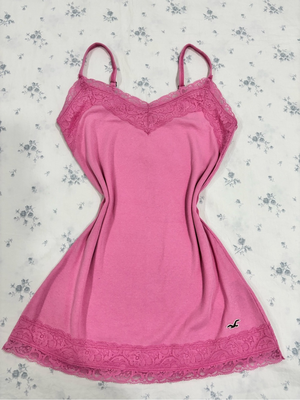 Y2k-style/coquette Hollister Co. Pink Lace-Trim Cami
